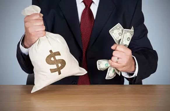 「代理商加盟」三个代理商加盟的故事让你明白小程序加盟利润如何？